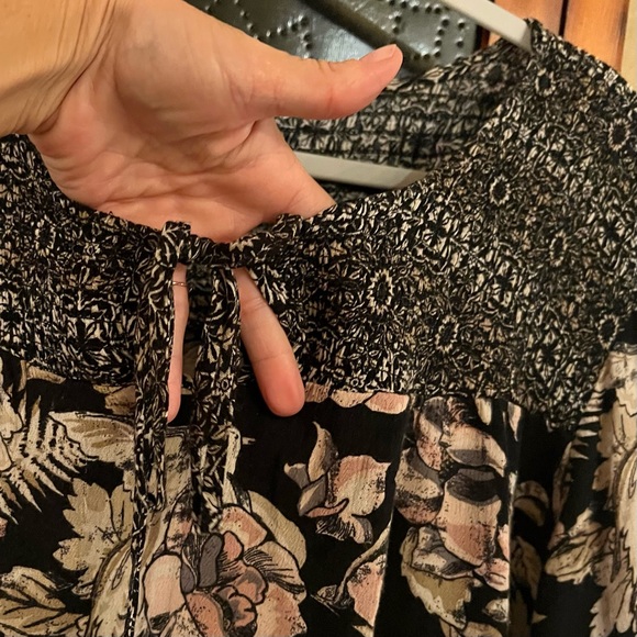 Cato Blouse. - Picture 4 of 7